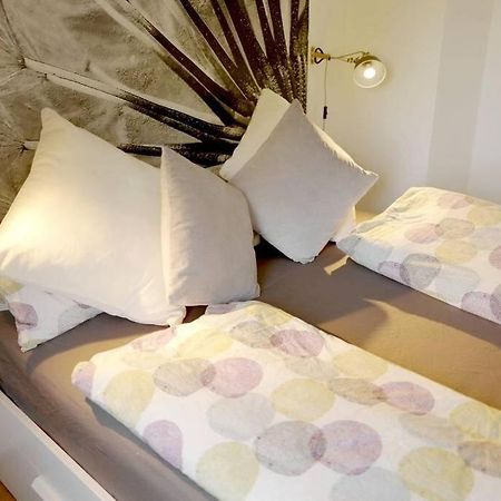Stilvolle Wohnung Direkt In Der City Вюрцбург Екстериор снимка